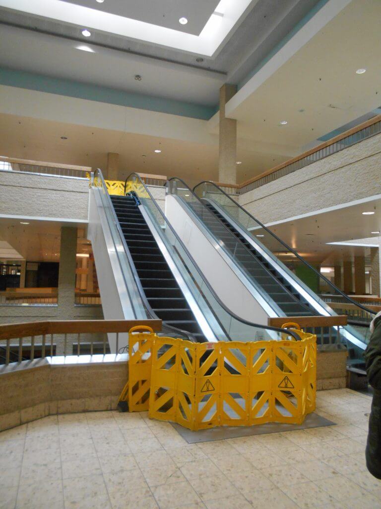 closed escalator
