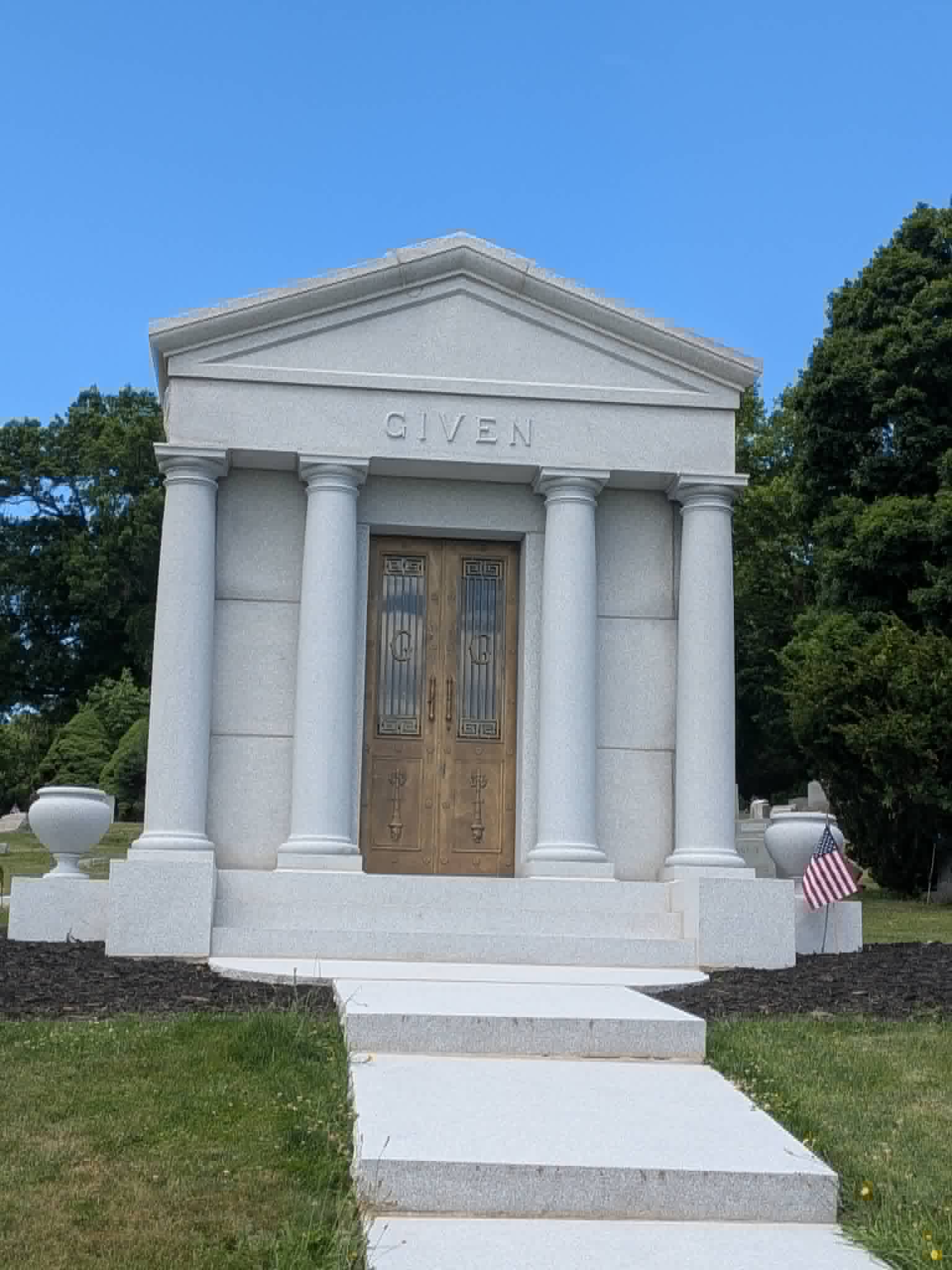 Mr. Rogers grave